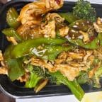 Best Hunan Chicken in Metairie, LA